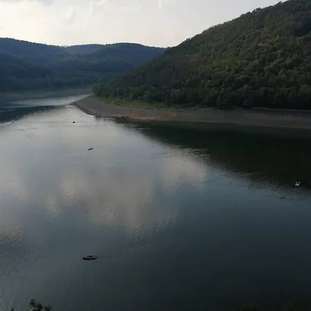 Fewo Am Nationalpark Edersee Neben Schloss Waldeck 아파트 발트에크